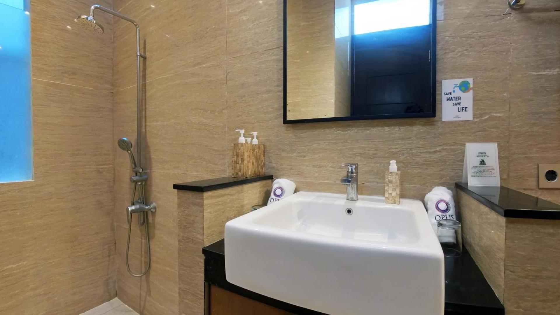 By Opus Hospitality Hotel 4*